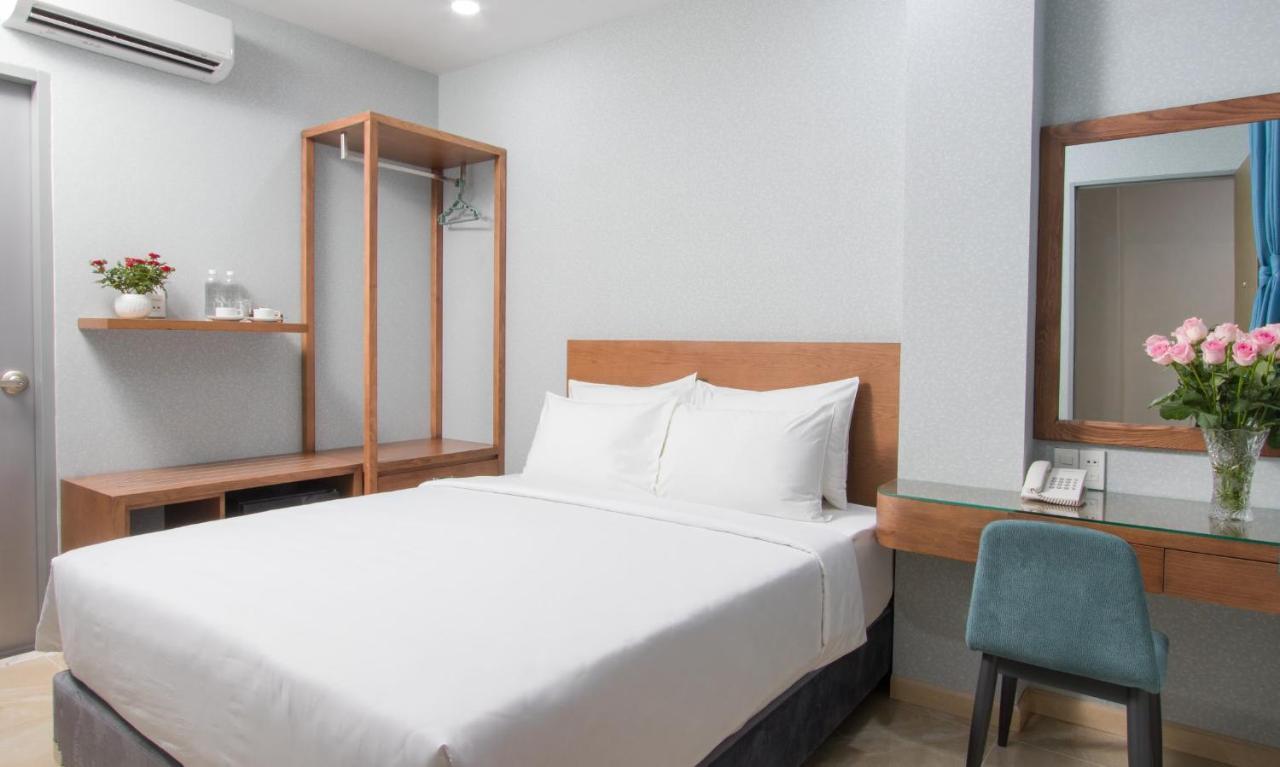 Piano Hotel ホーチミン市 エクステリア 写真